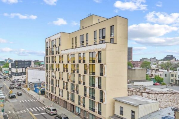 EAST NEW YORK AVENUE APARTMENTS
