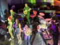 7 people are playing bands
