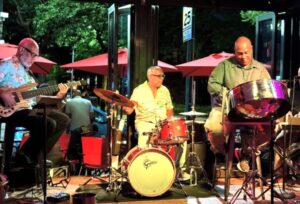 Groove with Ronnie Roc: Free Live Music at Fusion East Brooklyn