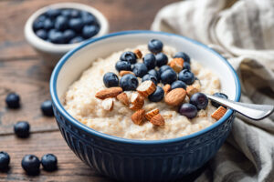 10 Healthy Habits for New Yorkers in 2026 (Plus Where to Walk)