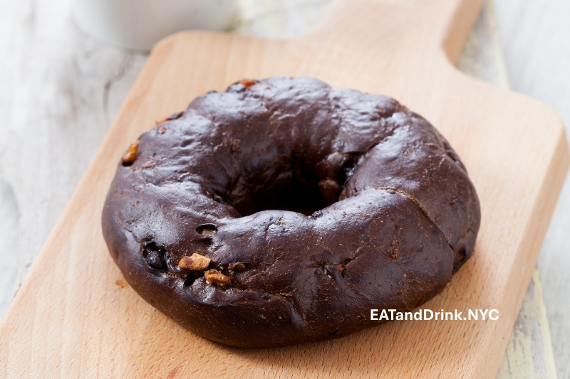 Pumpernickel Bagel 2