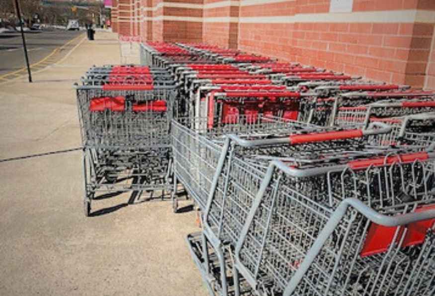 East New York Shoppers Notice New BJ’s Carts at Gateway Mall